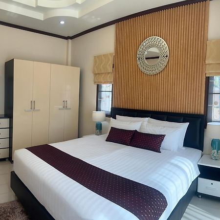 Malinee Villa Phuket Bang Tao Beach  Buitenkant foto
