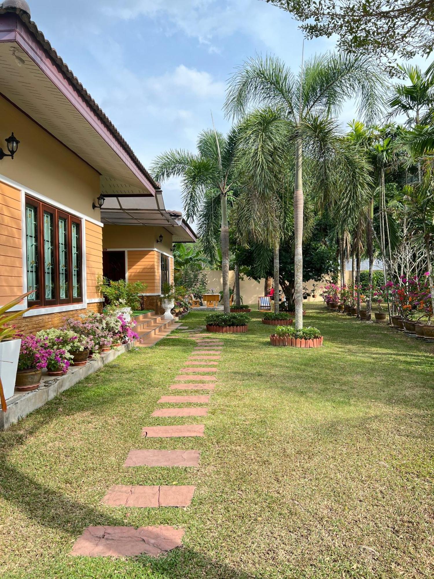 Malinee Villa Phuket Bang Tao Beach  Buitenkant foto
